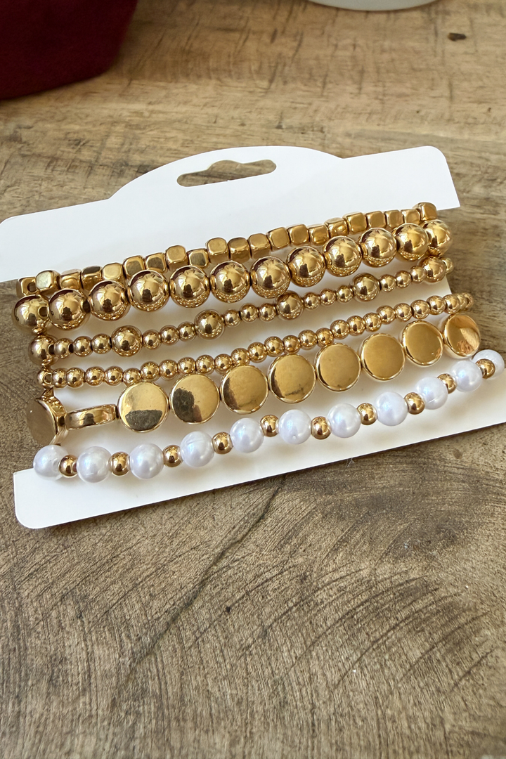 Pearl Minimalist Bracelet Set
