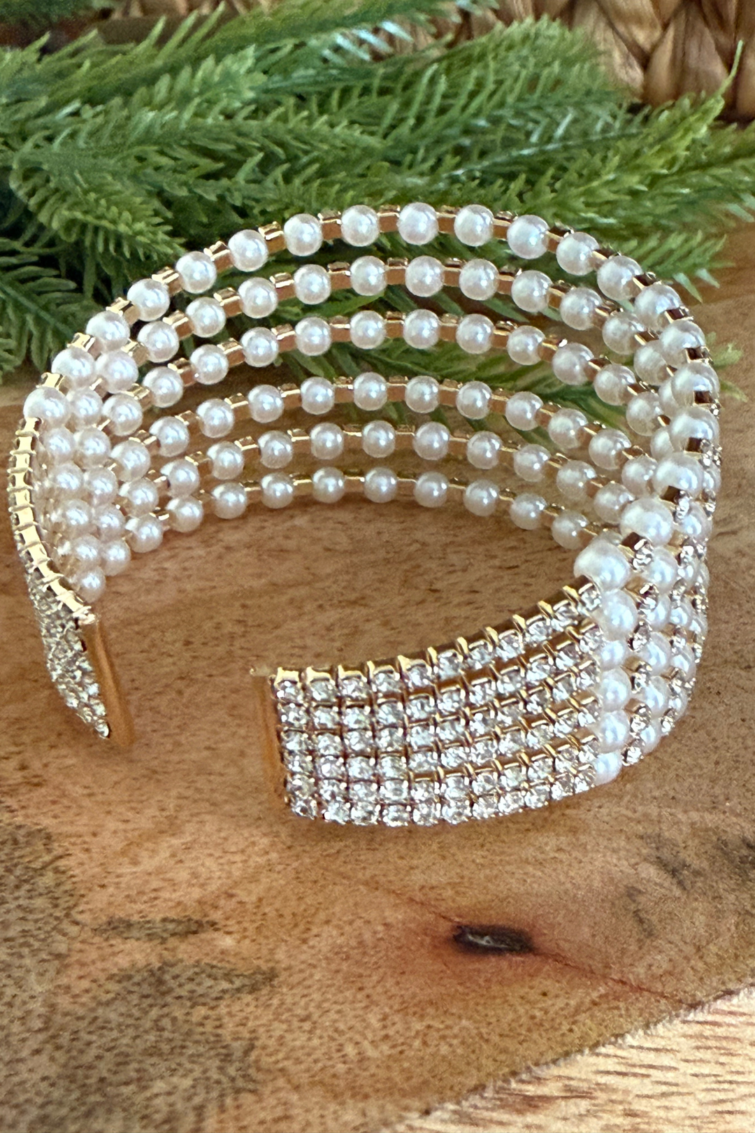 Pearl-fection Cuff