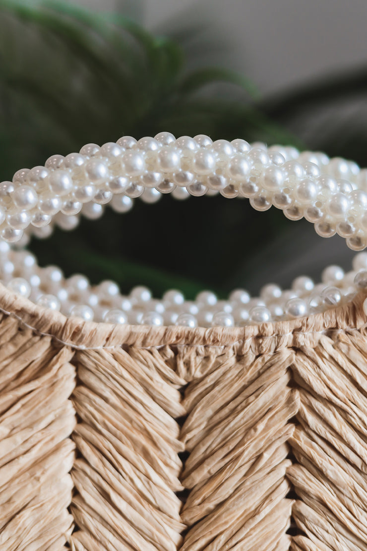 The Ariana Pearl Clutch