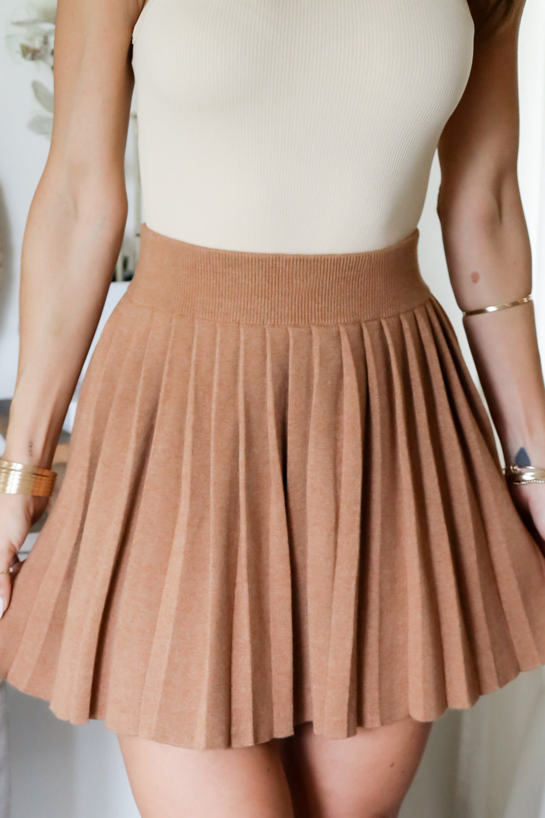 Hazel Pleated Mini Skirt- Camel