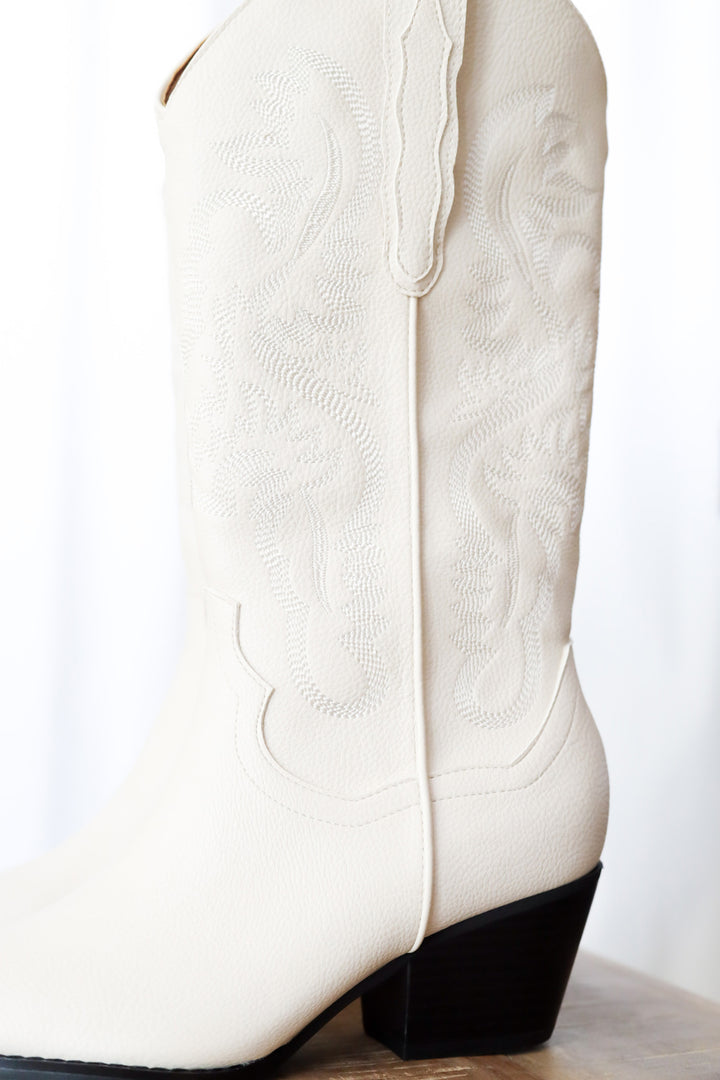 Amaya Western Boot- Off White