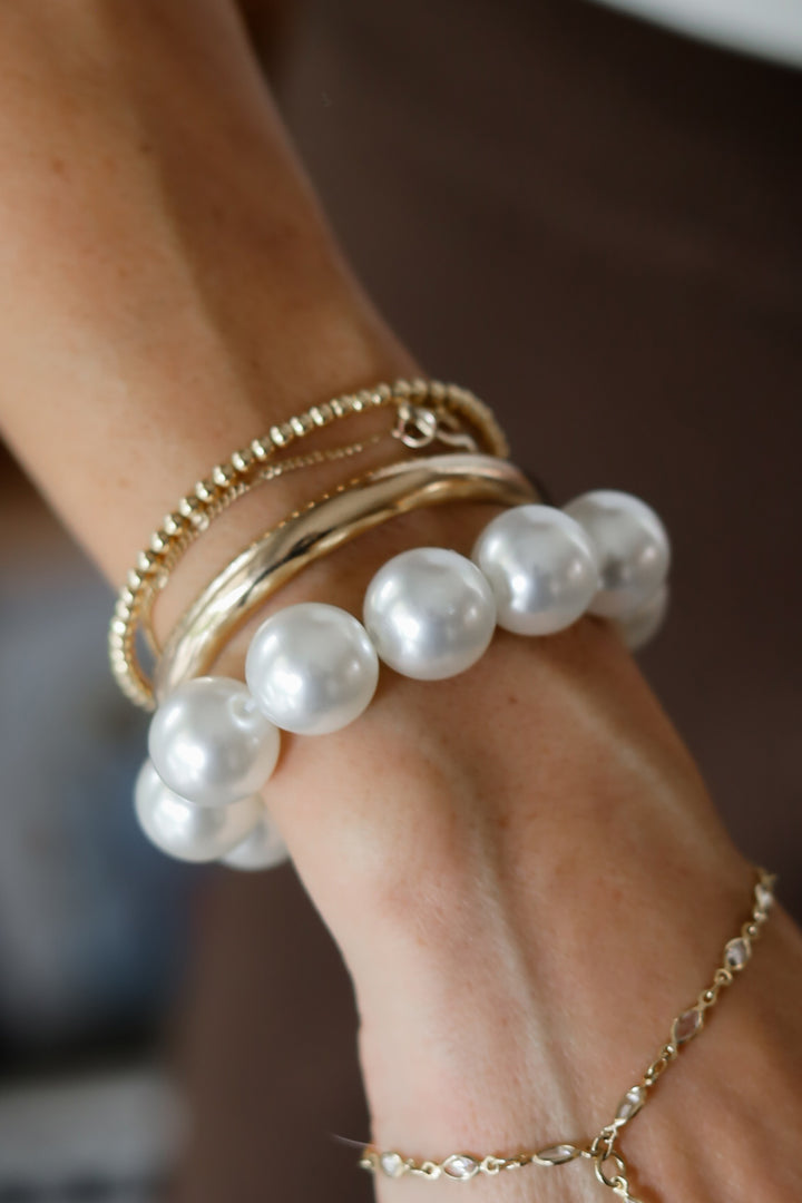 Chunky Pearl Hair Tie
