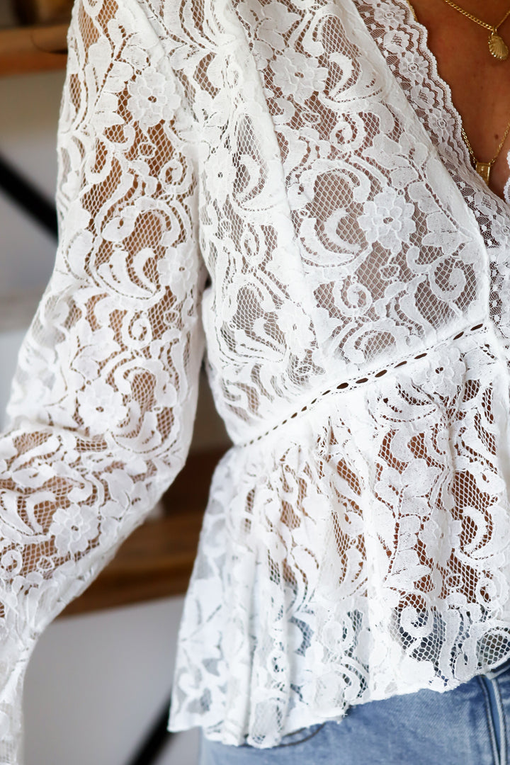 Cindy Lace Top - 2 Colors