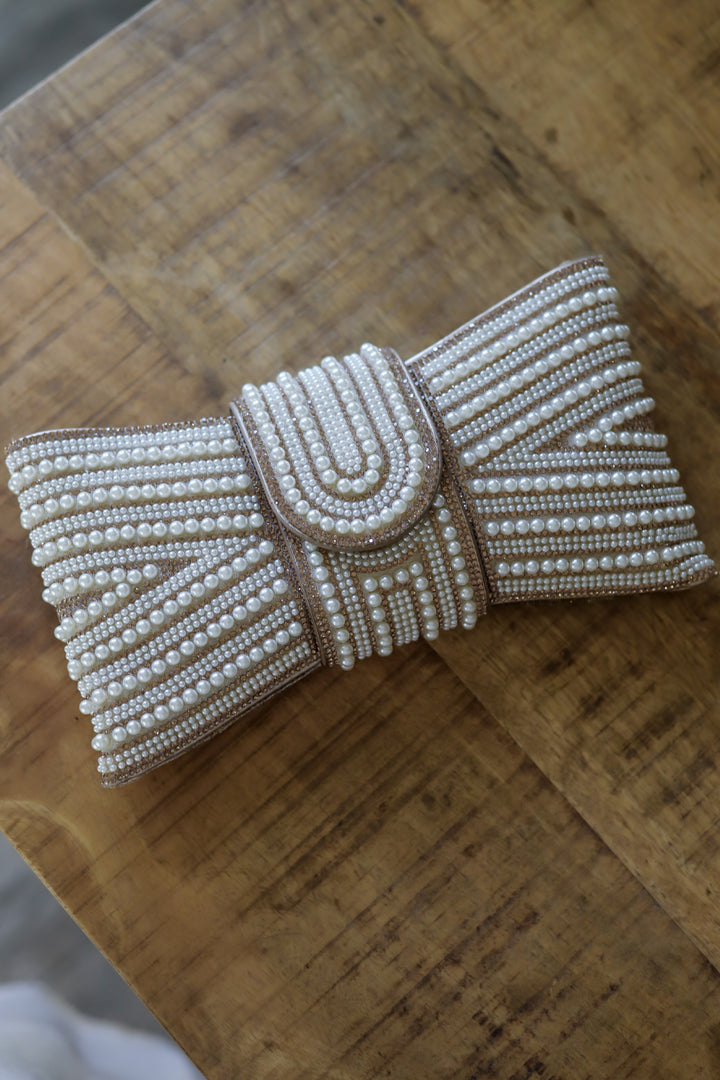 Island Pearl Clutch