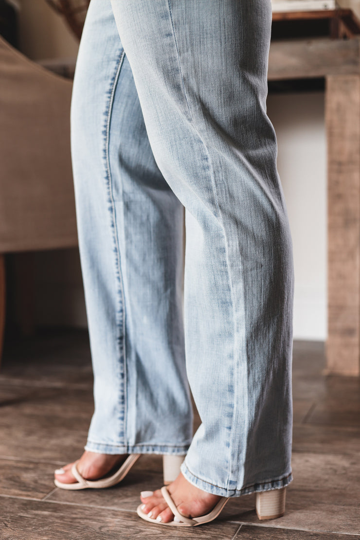 The Amber Lt. Wash Jeans